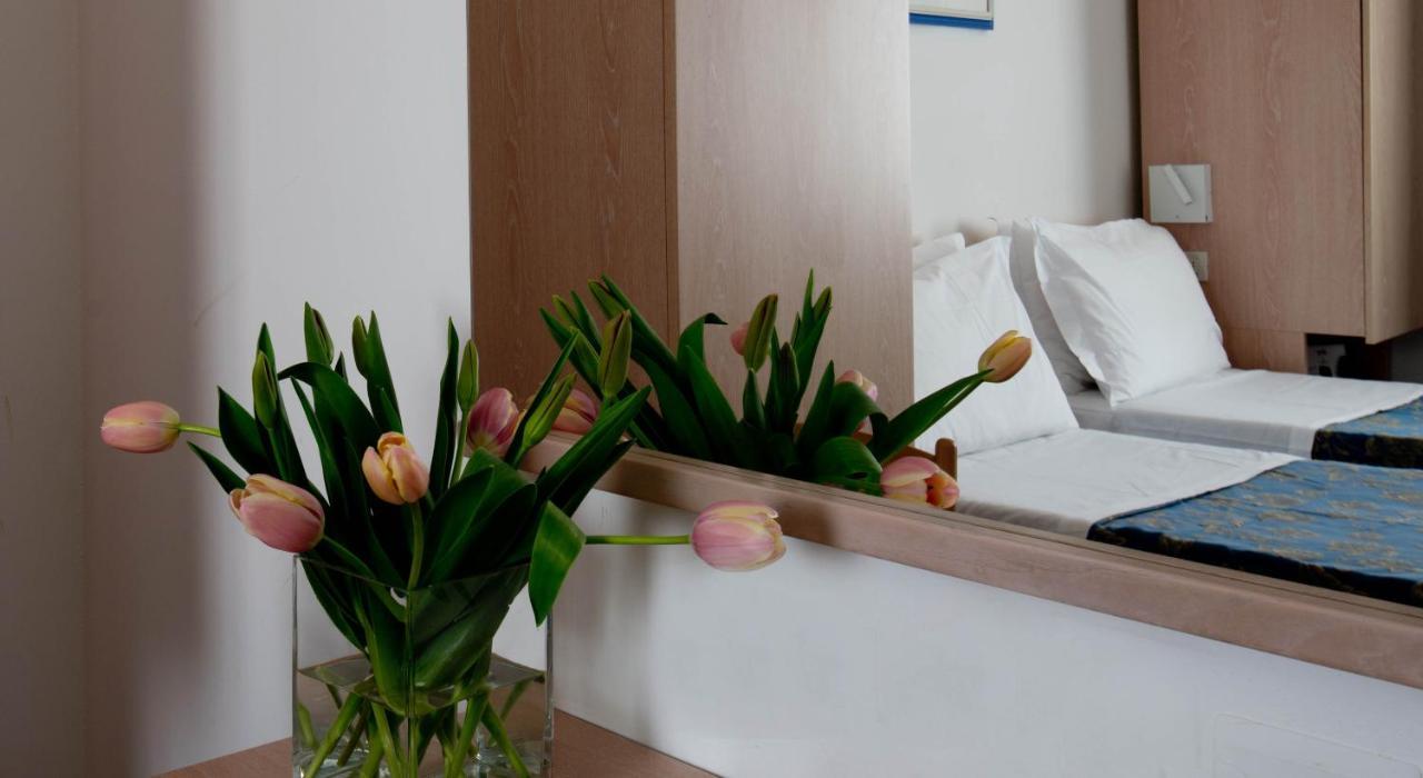 Hotel Nautilus Форте дей Марми Екстериор снимка